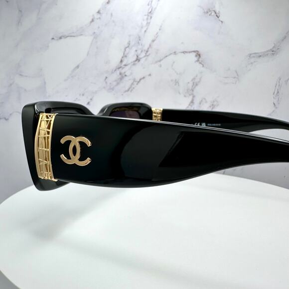 New CHANEL Sunglasses - Picture 12 of 16